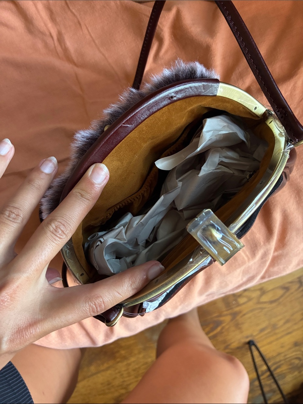 Patricia Nash’s Portafina crossbodyFaux Fur Gray and brown leather purse - Picture 4 of 4